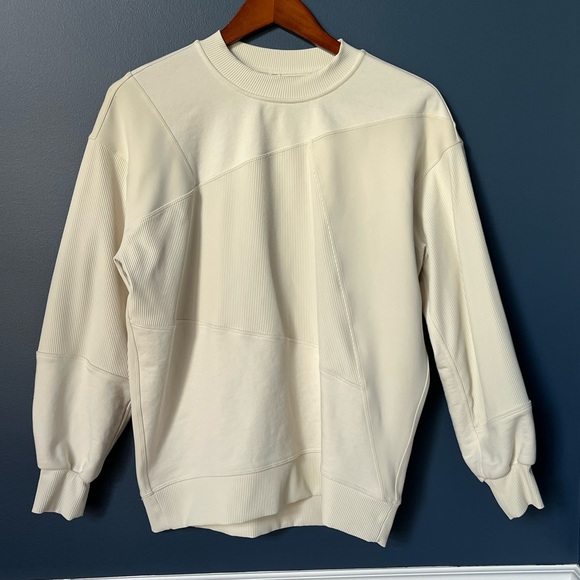 lululemon athletica Tops - Lululemon Ribbed Mock Neck geometric Long Sleeve Shirt Cream